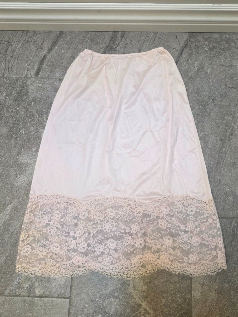 Vtg Van Raalte Half-Slip pink Nylon Sm Pleated Border